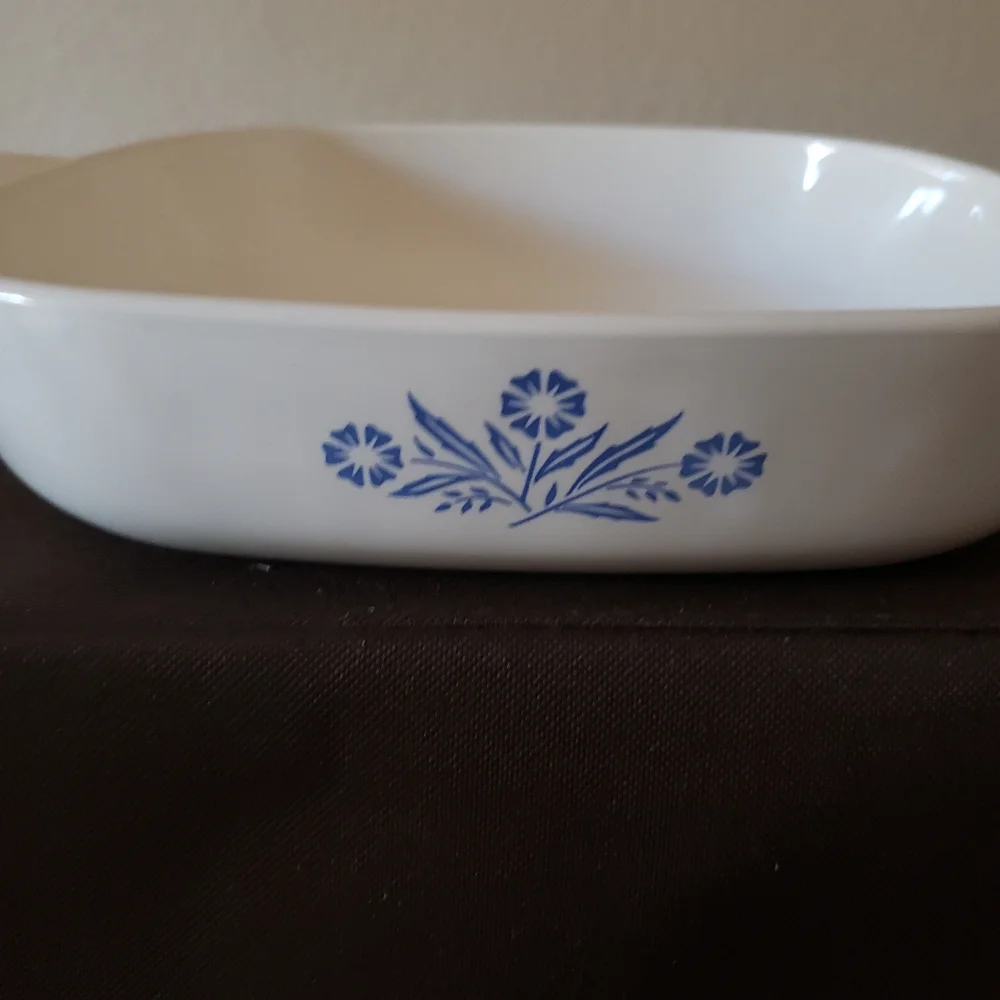VTG Corning Ware Pyroceram Blue Cornflower Glass Ceramic P-10-B 10in casserole